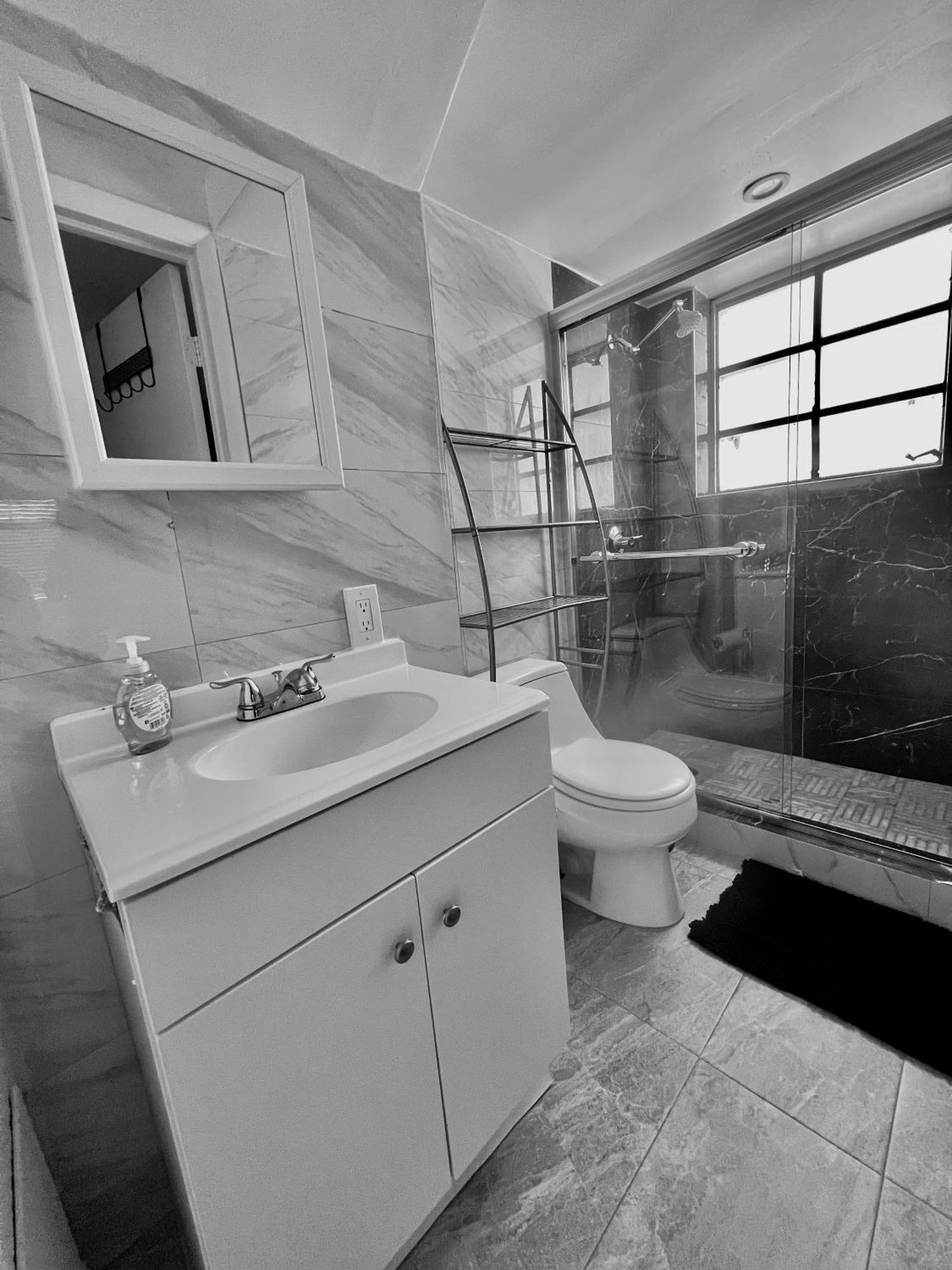 South Duplex With Terrace Near The * Miami Beach