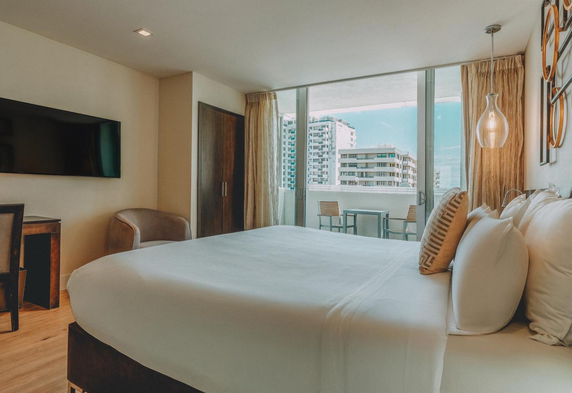 Hotel Iberostar Waves Berkeley Shore Miami Beach