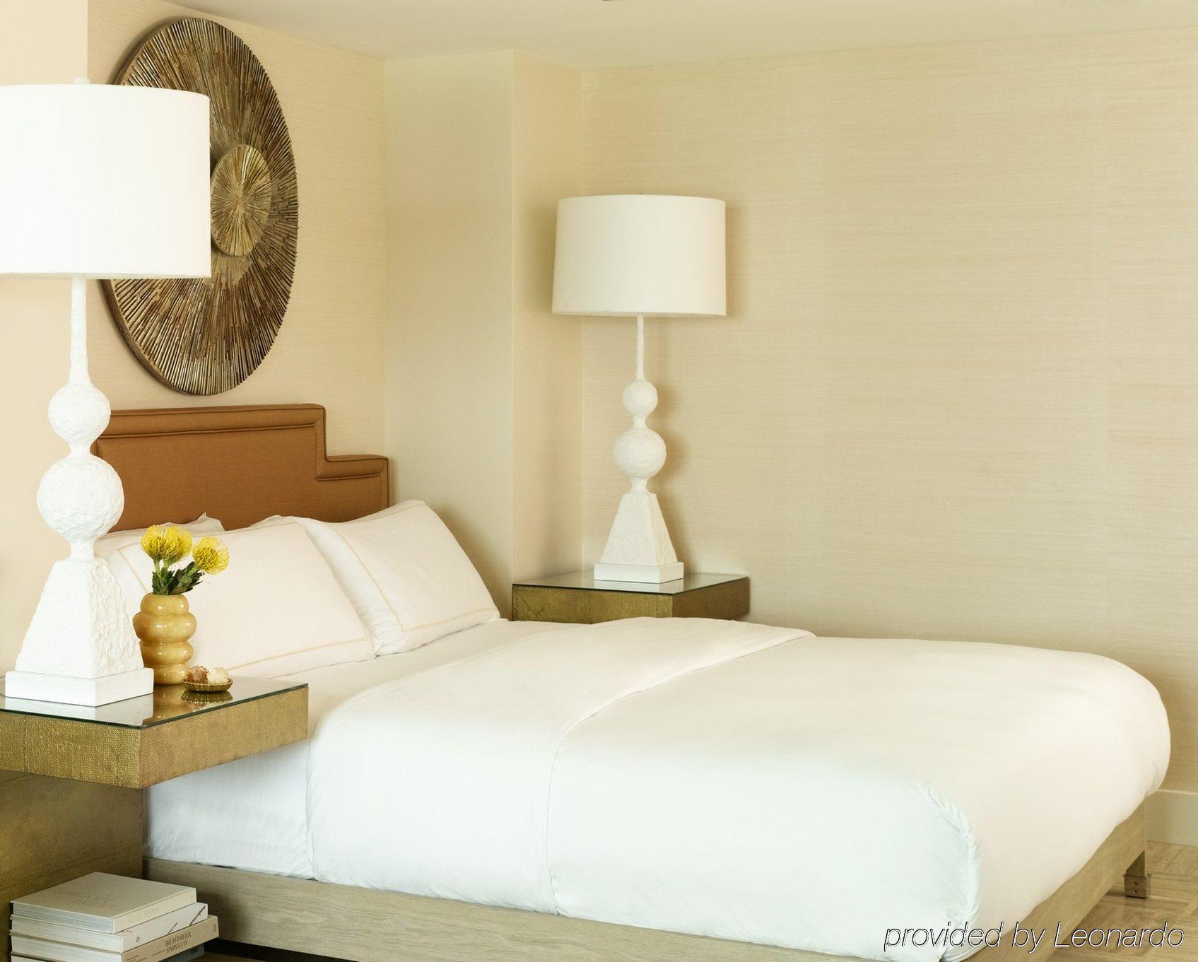 Tides South Resort 5*