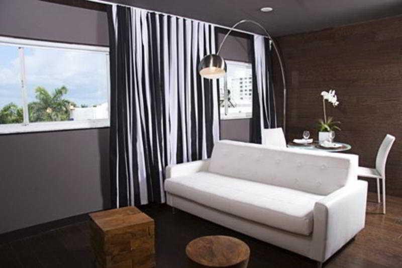 Hotel Metropole South Miami Beach