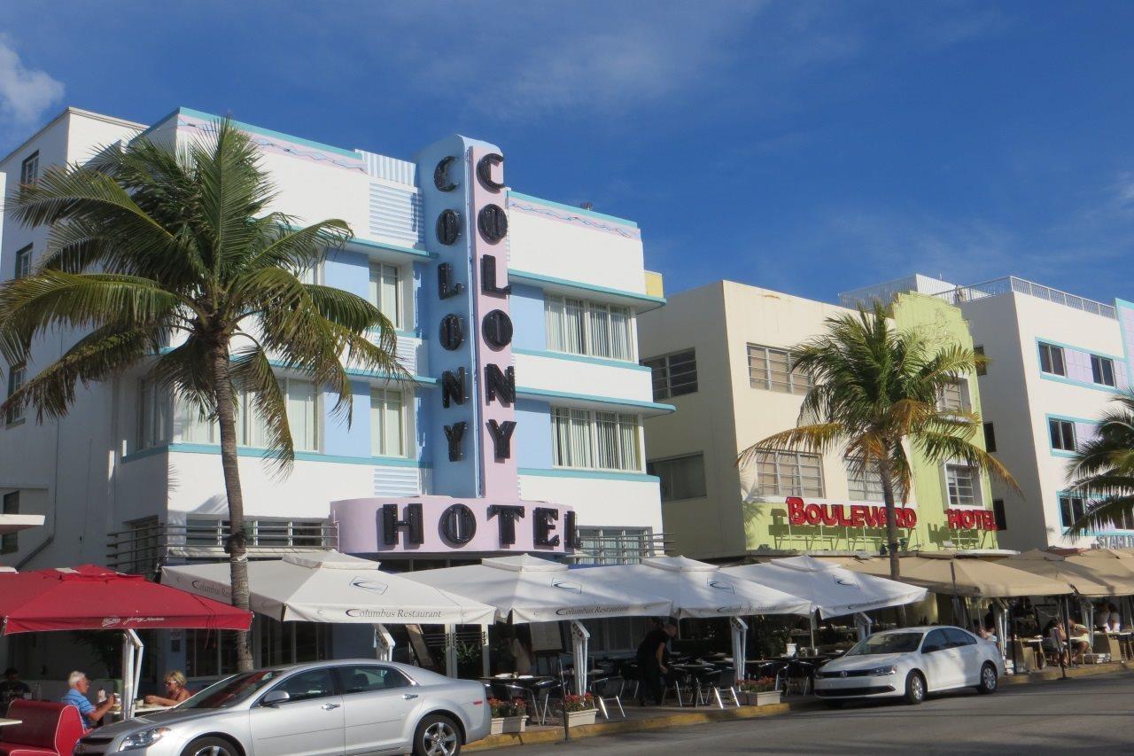 Hotel Colony 3*