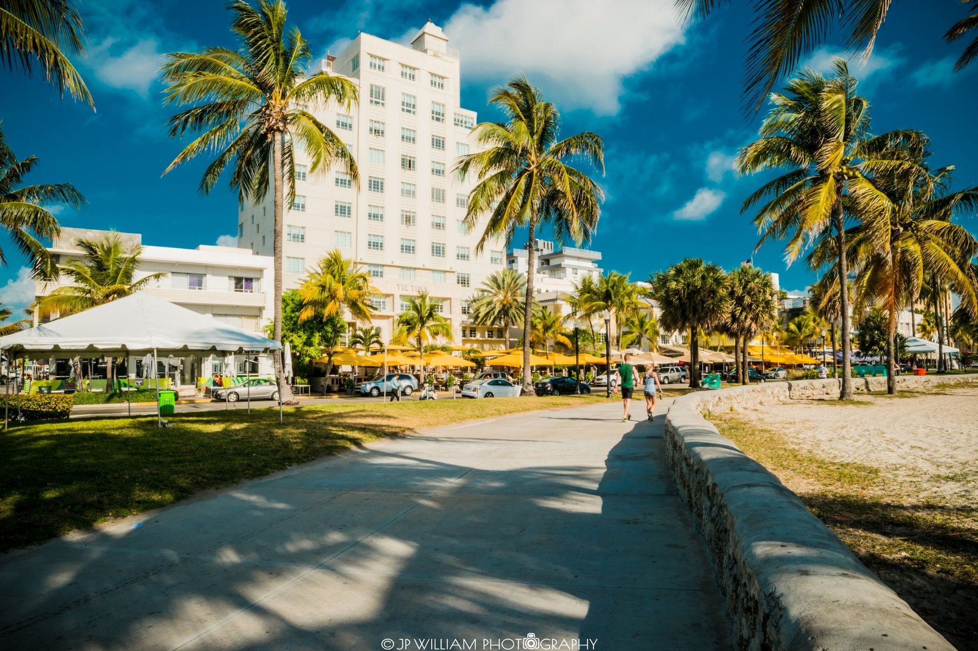 Resort Tides South