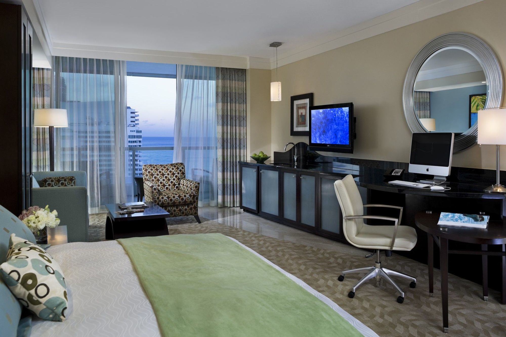 Resort Fontainebleau Miami 5*