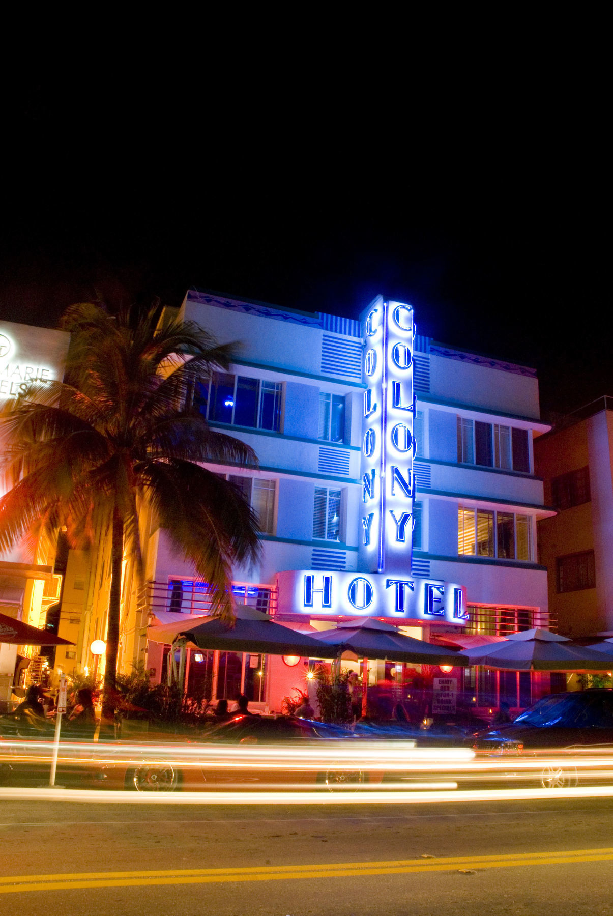 Colony Hotel