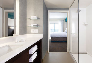 Hotel By Marriott Miami South 3*