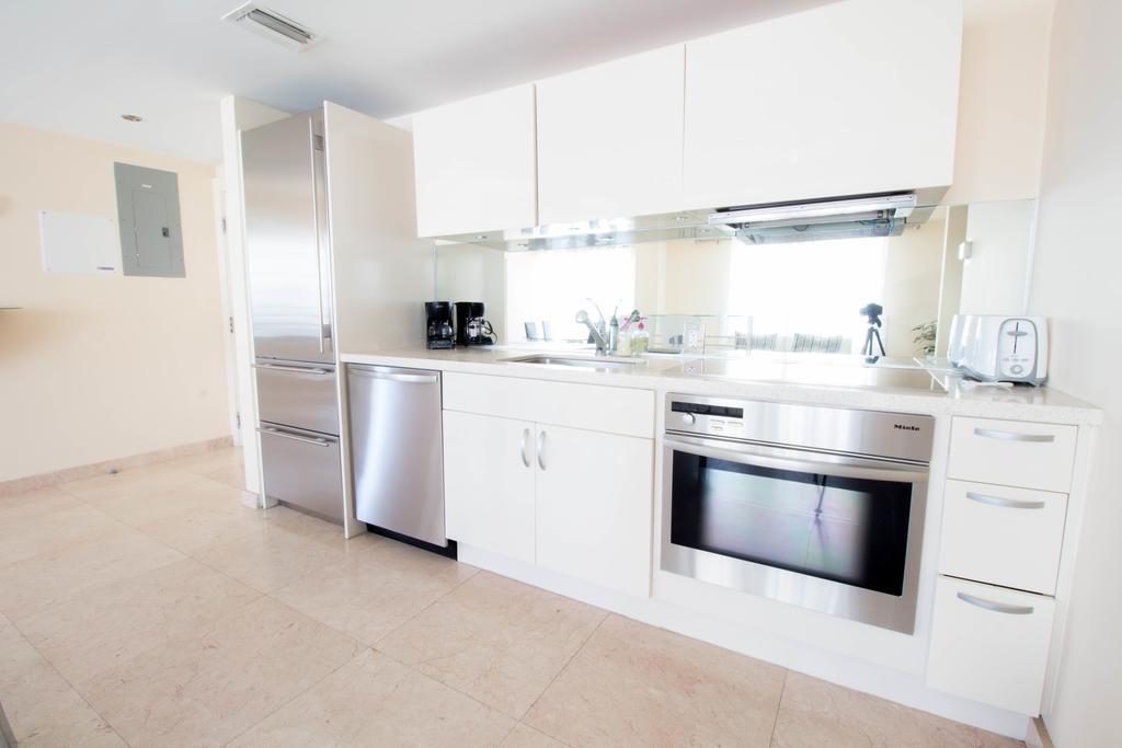 Apartment Carlyle On Ocean Drive *