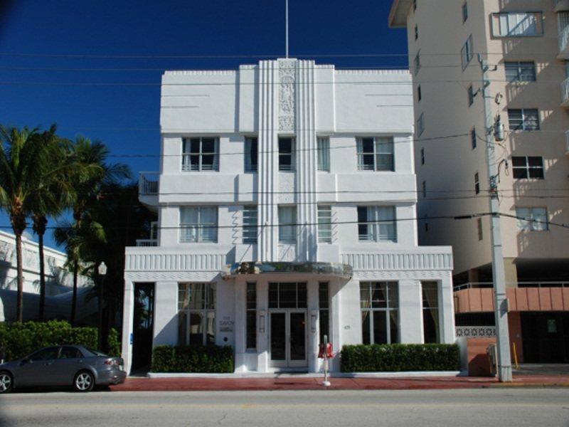 The Savoy & Club 4*