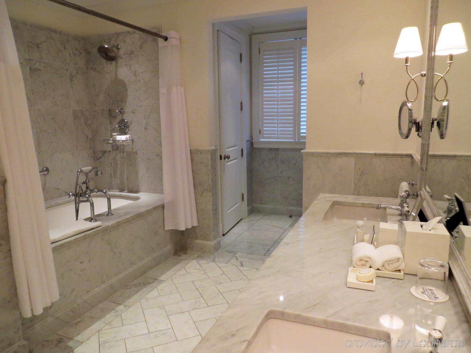 Resort Fisher Island Club And
