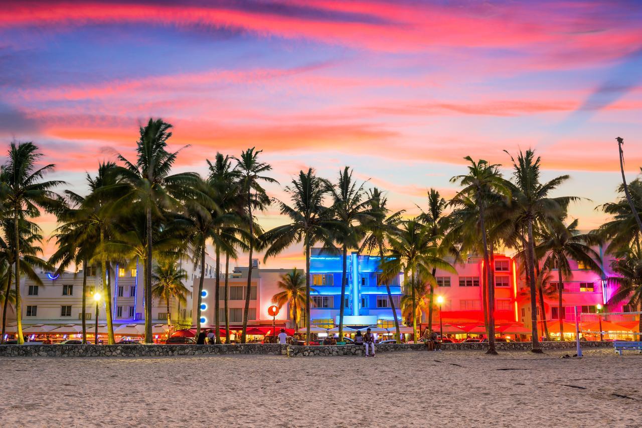 Apartment Carlyle On Ocean Drive *