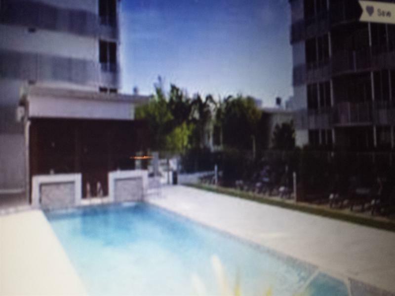 Governor South Apartment *