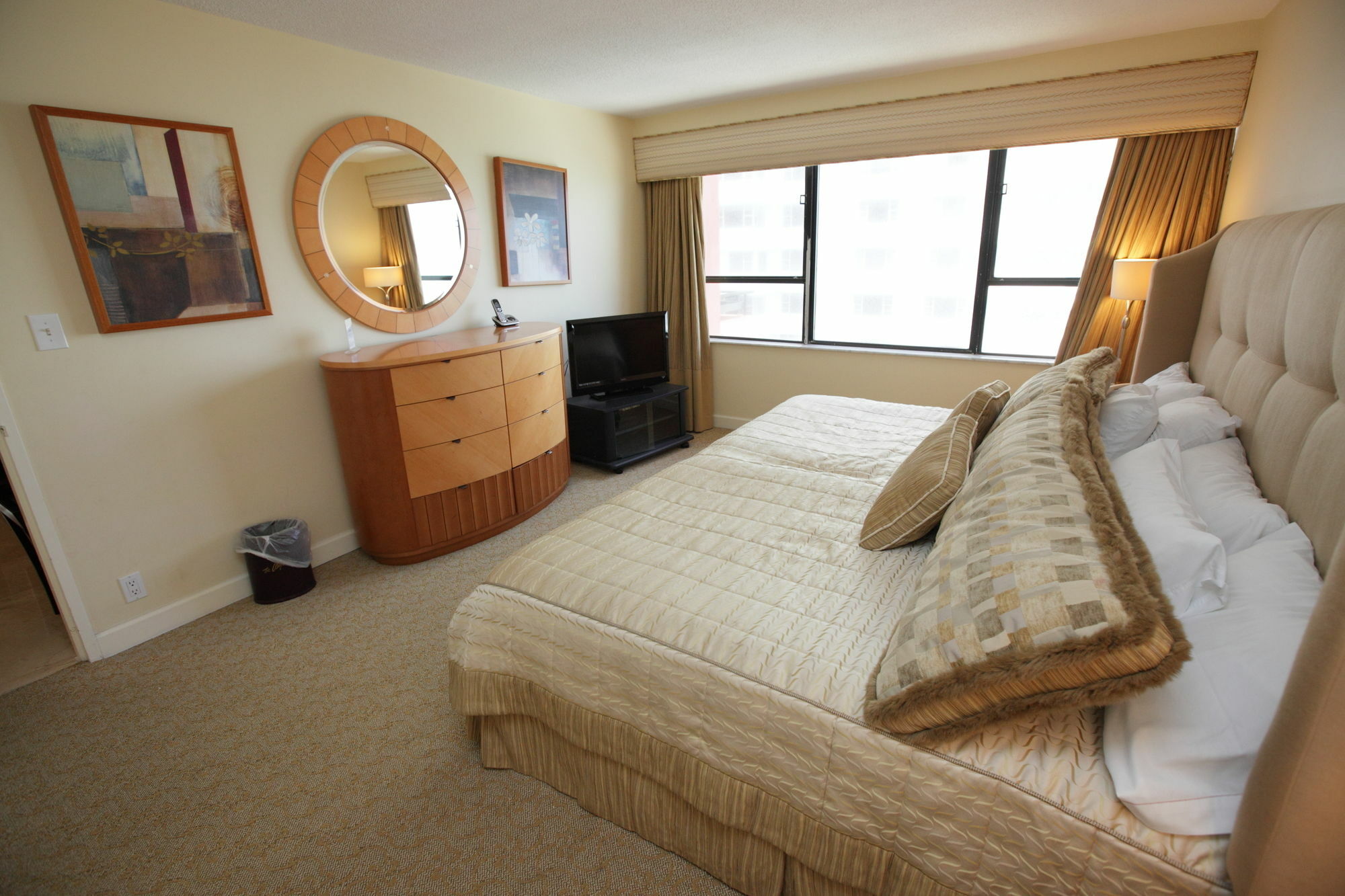 Hotel - Hora Miami Beach