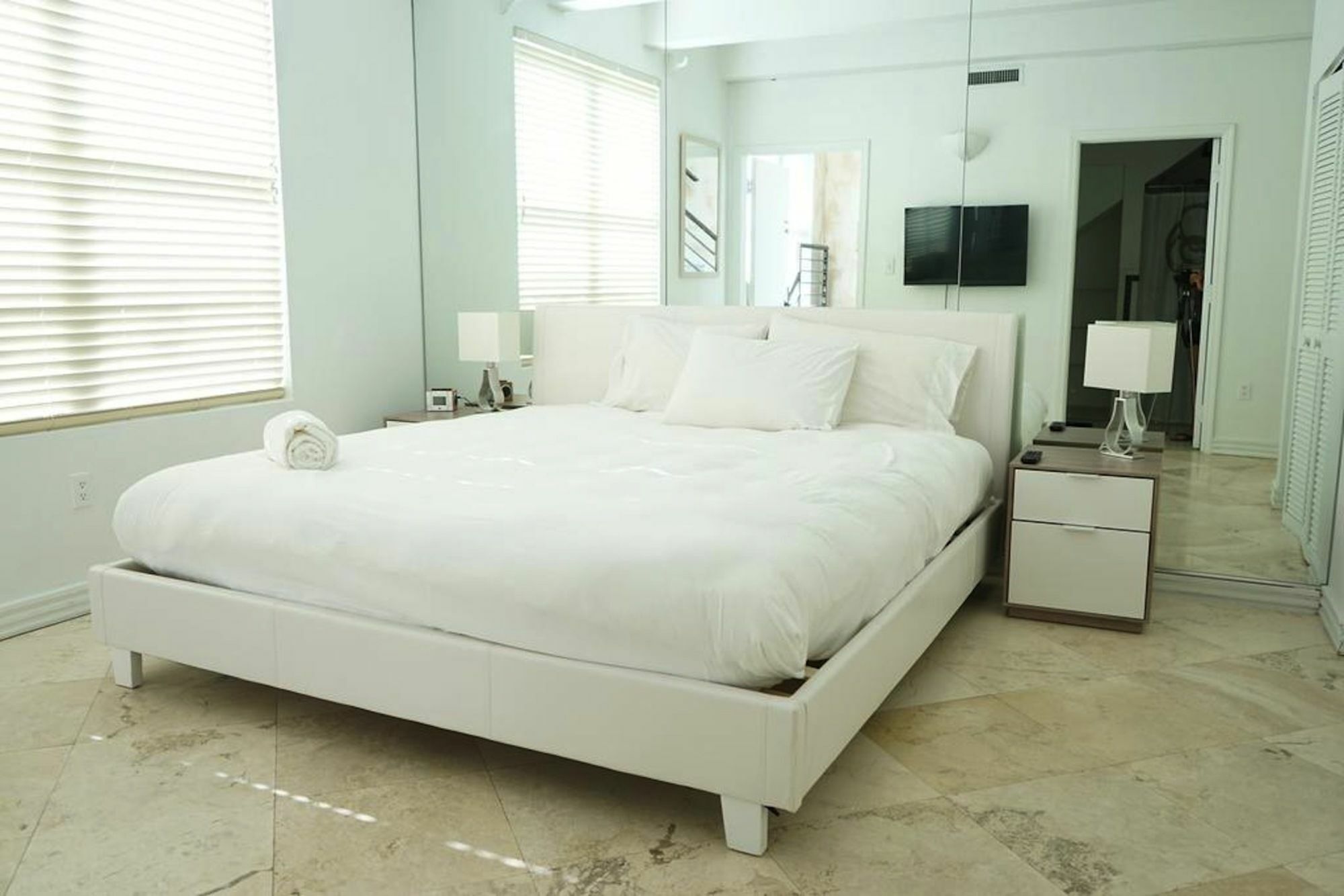 Amazing Two Bedroom Ocean View- Miami Apartment Miami Beach