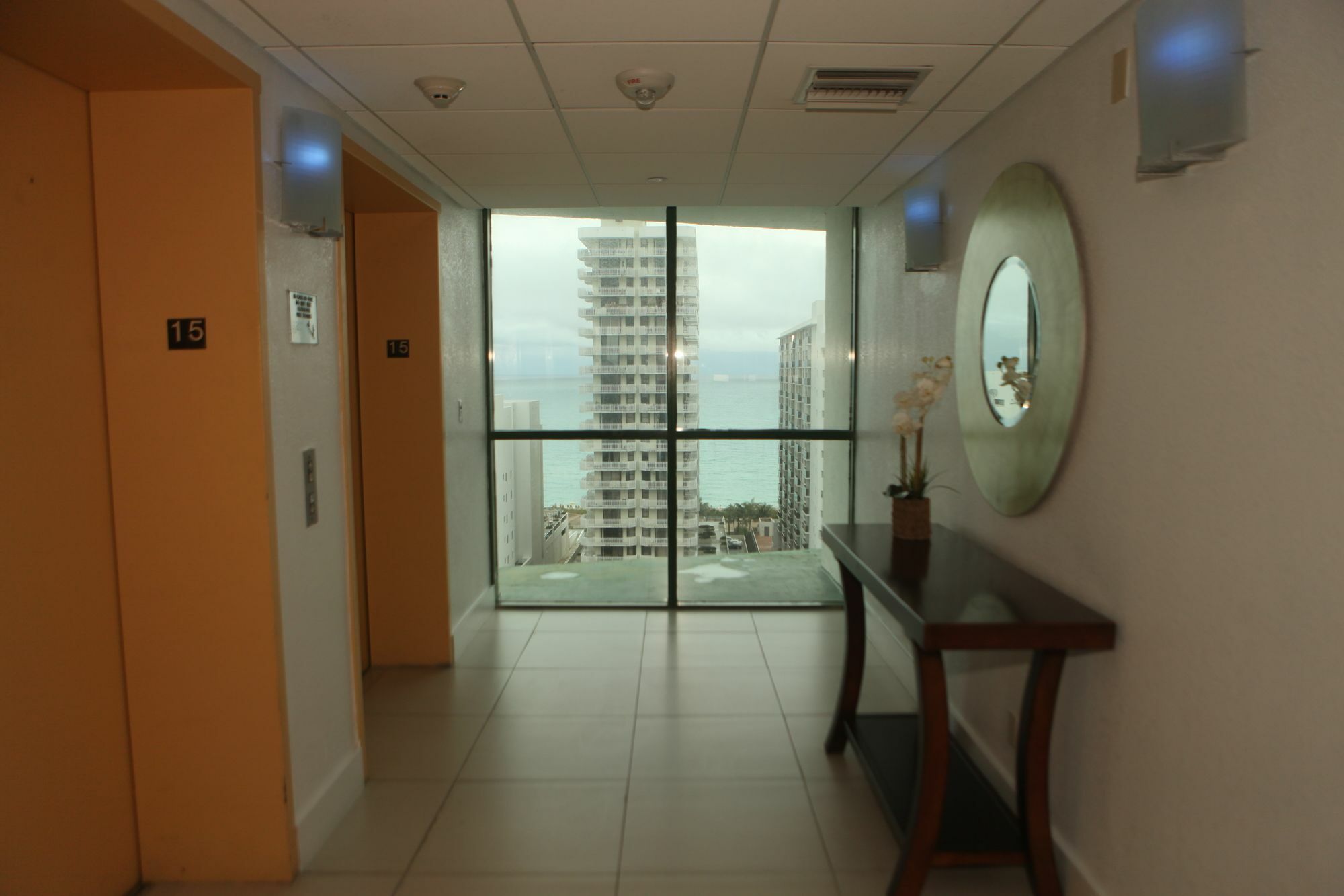 The Casablanca On The Ocean West Tower Miami Beach