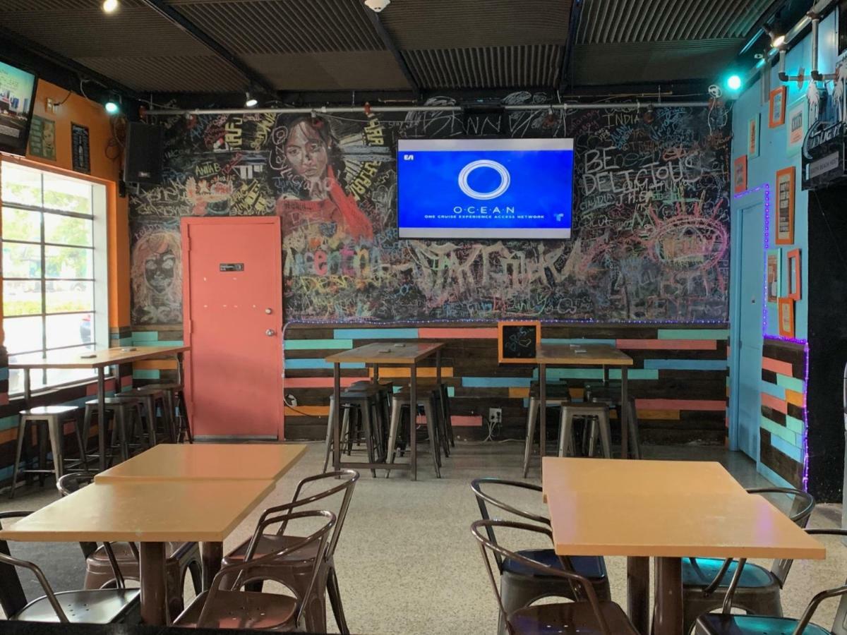 Onu * Miami Beach