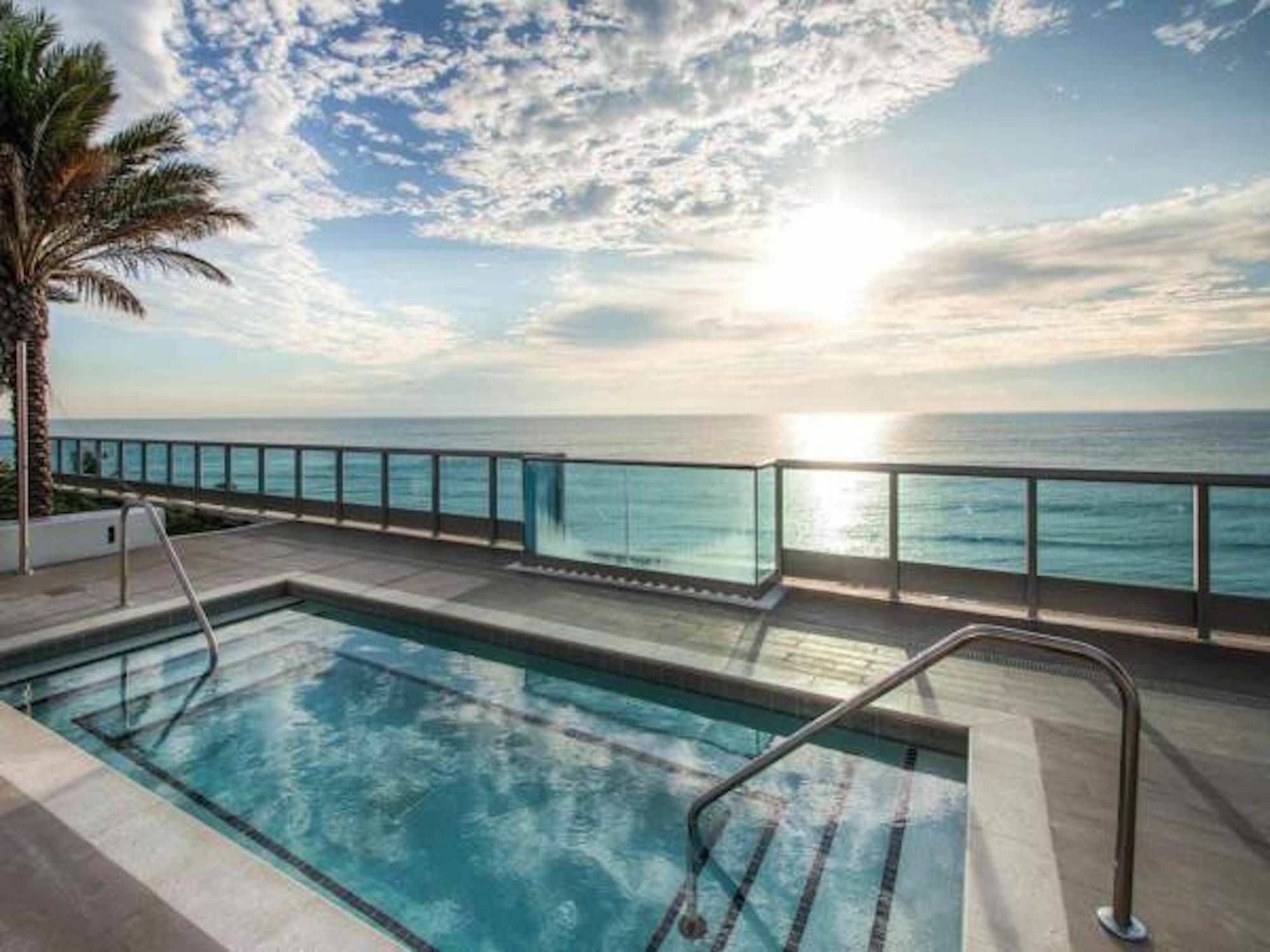 Apartment Life Miami At The Monte Carlo *