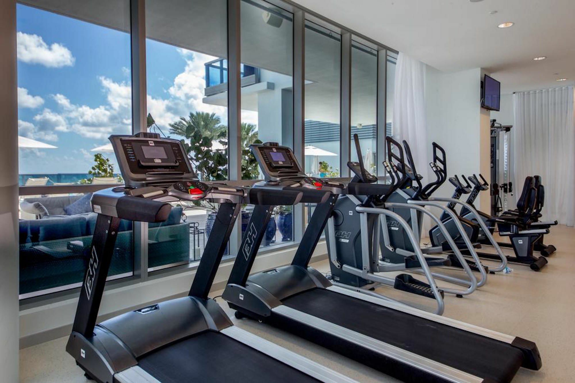 Life Miami At The Monte Carlo Apartment Miami Beach