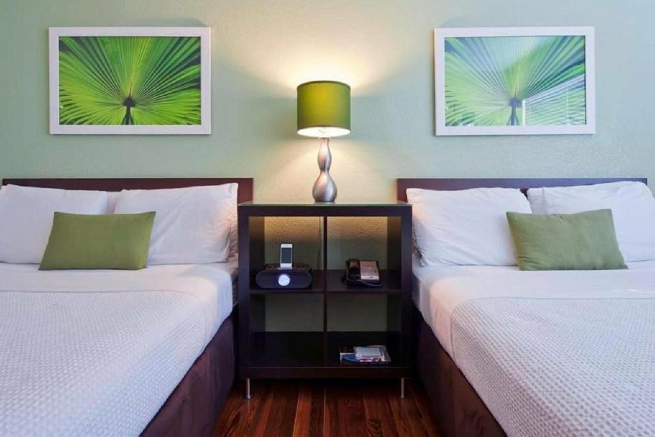 Colony 3* Miami Beach