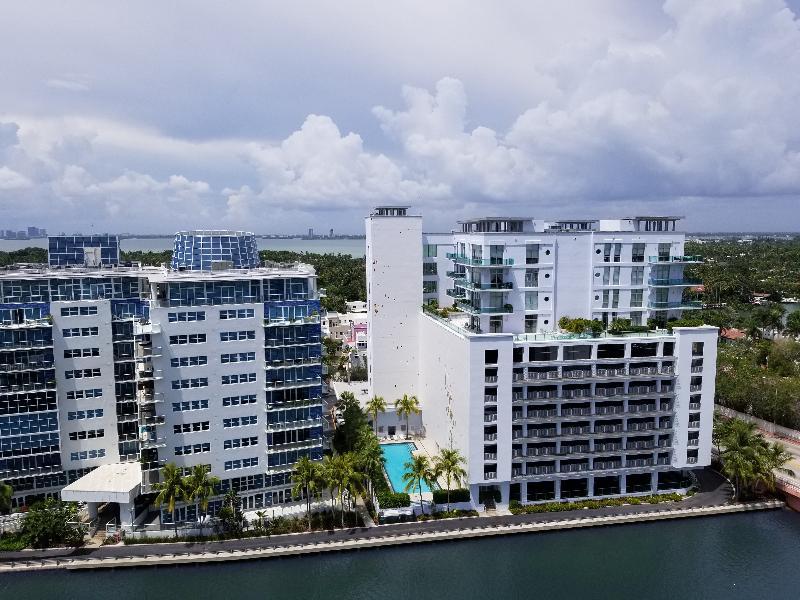 The Casablanca On The Ocean West Tower Miami Beach