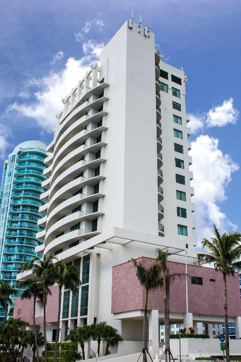 The Casablanca On The Ocean West Tower