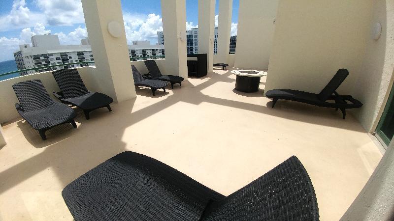 The Casablanca On The Ocean West Tower Hotel 3*