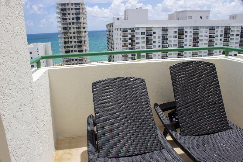 Hotel The Casablanca On The Ocean West Tower Miami Beach