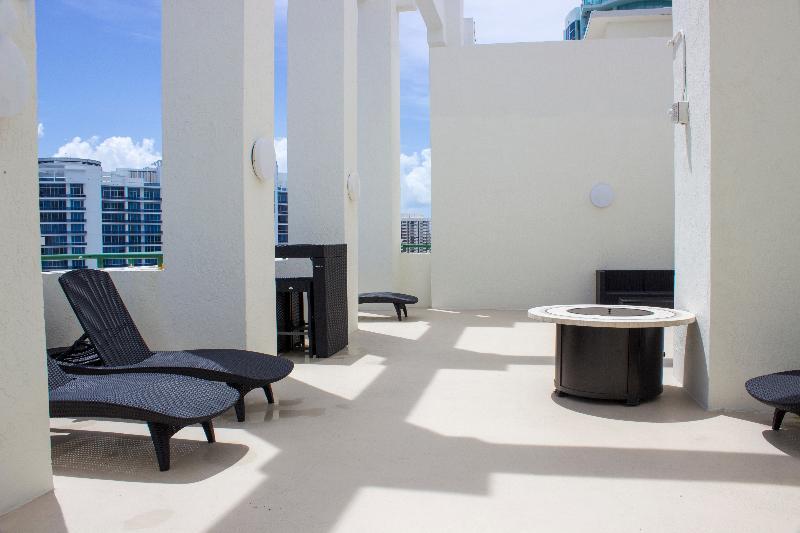 Hotel The Casablanca On The Ocean West Tower