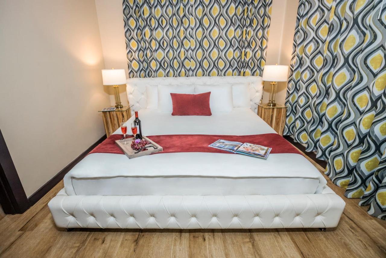 Metropole South 4*