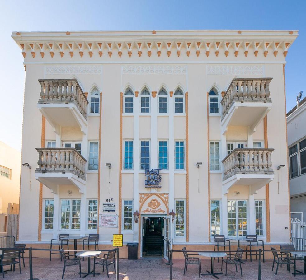 Apartment 918 Ocean Drive