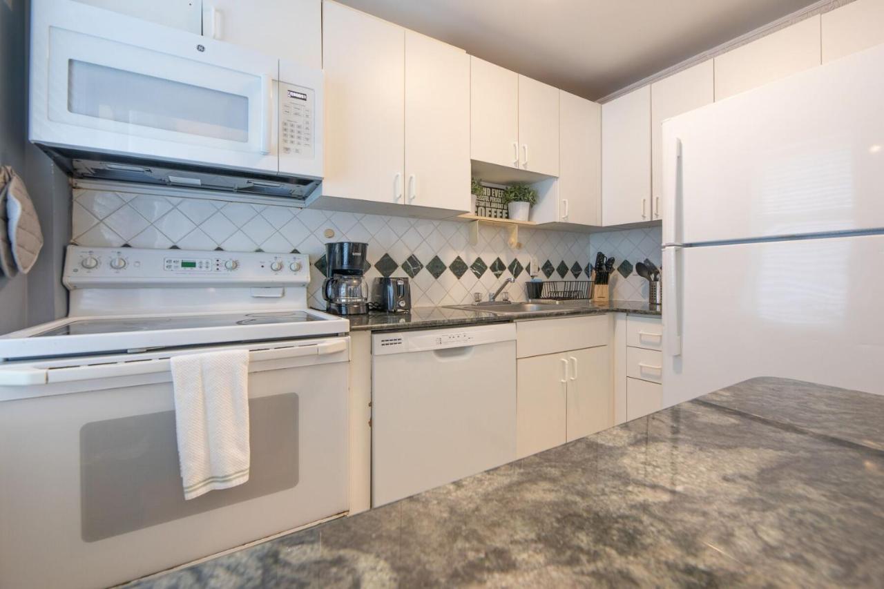 918 Ocean Drive Apartment