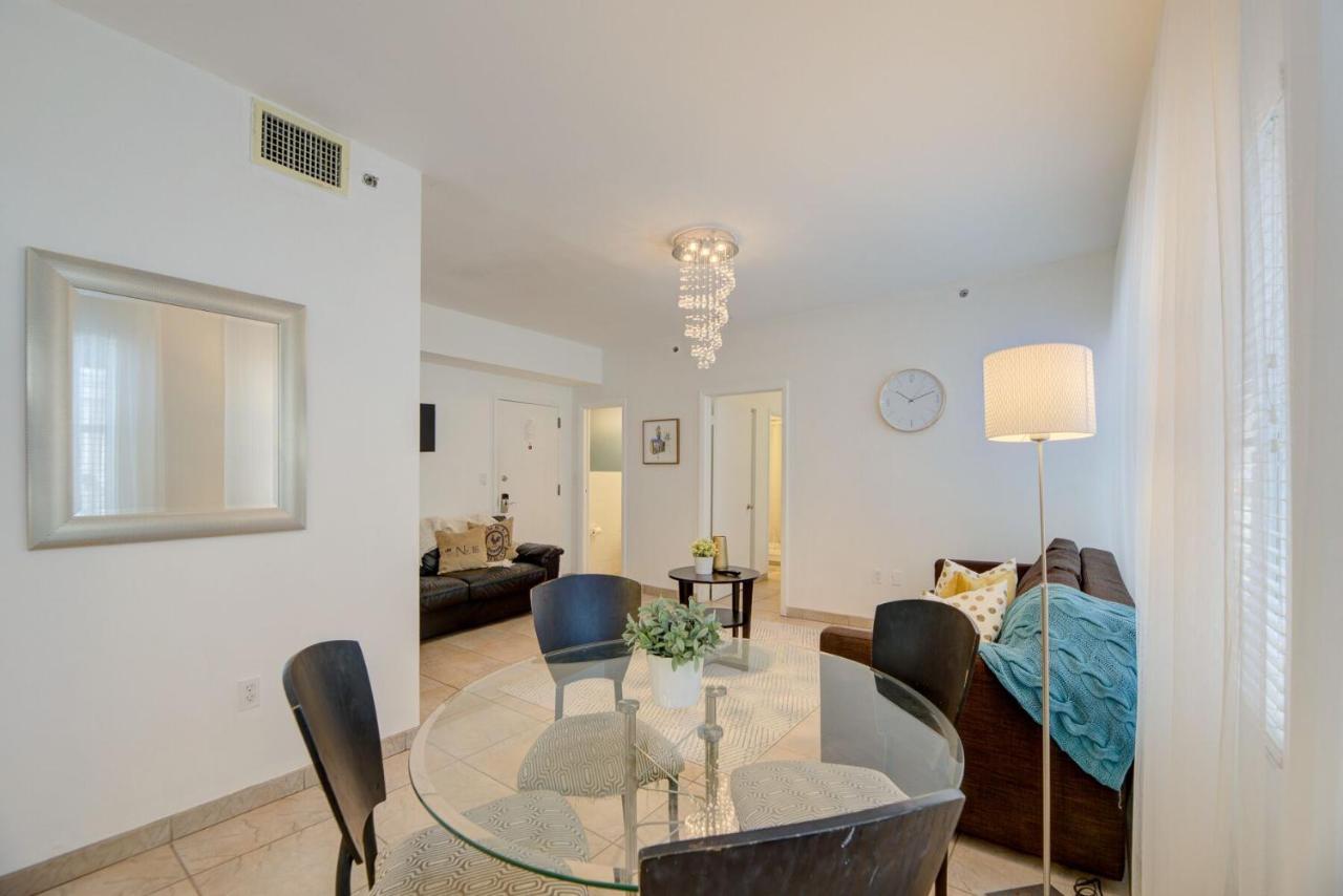 918 Ocean Drive Apartment
