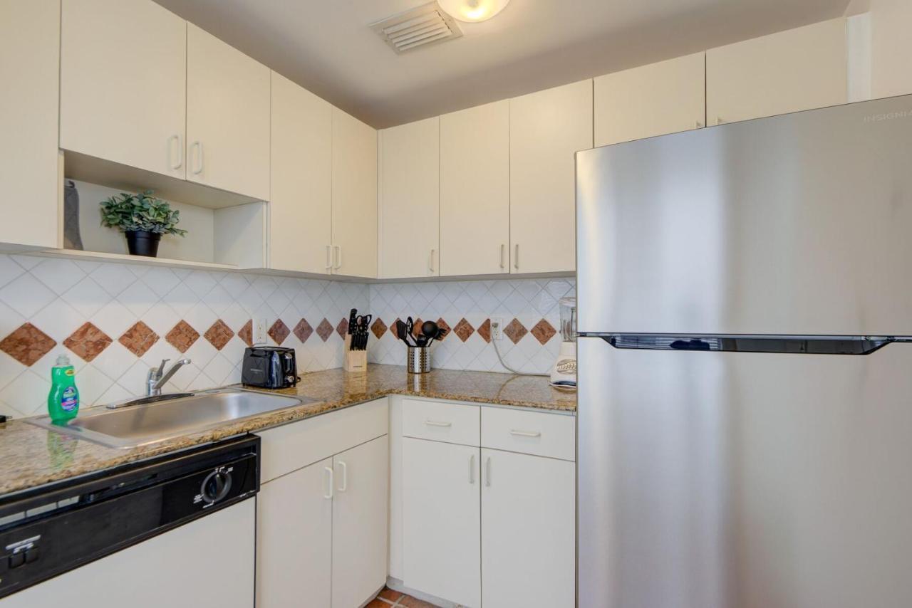 Apartment 918 Ocean Drive *